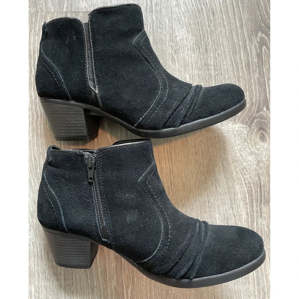 Earth Origins 2014F Riley  Women's US 9M Black  Suede Leather Bootie Heels Zip